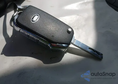 2021 Kia Forte Lxs z USA, uszkodzony, nr VIN 3KPF24AD5ME359628